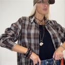 camicia asimmetrica con applicazione sul colletto asymmetric